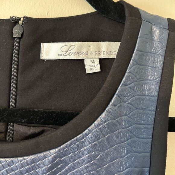 Lovers + Friends Simmer Bodycon Snakeskin Blue Embossed Black Side Panels Dress - Picture 8 of 11